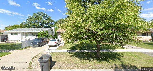 Larawan ng 288 Wallasey Street sa Winnipeg, Manitoba