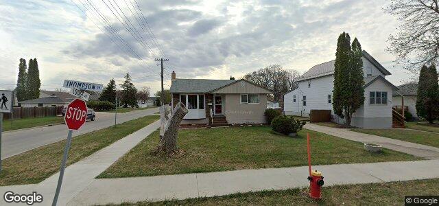 Larawan ng 295 Thompson Drive sa Winnipeg, Manitoba