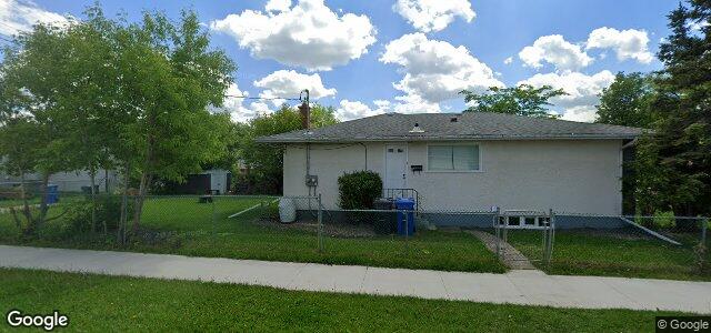 Larawan ng 299 Wallasey Street sa Winnipeg, Manitoba