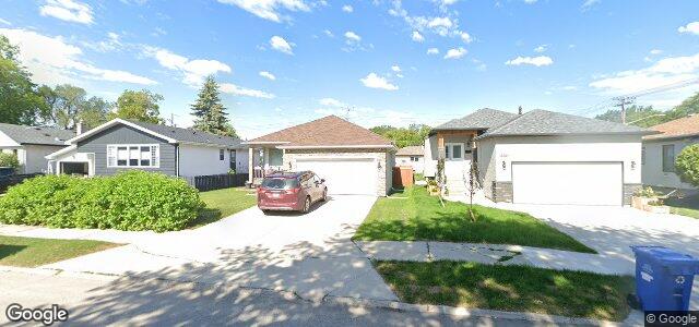 Larawan ng 300 Aldine Street sa Winnipeg, Manitoba