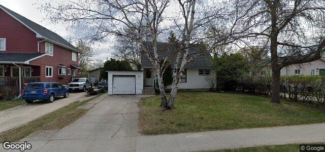 Larawan ng 311 Thompson Drive sa Winnipeg, Manitoba