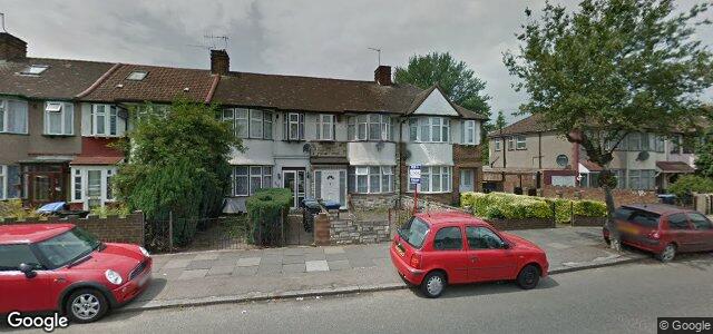 Photo of 316 Nightingale Road in Winnipeg, Manitoba