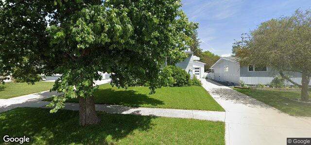 Larawan ng 317 Ronald Street sa Winnipeg, Manitoba