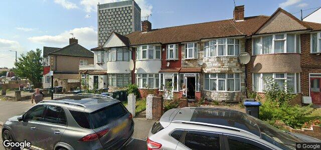 Larawan ng 330 Nightingale Road sa Winnipeg, Manitoba