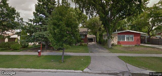 Larawan ng 347 Wallasey Street sa Winnipeg, Manitoba