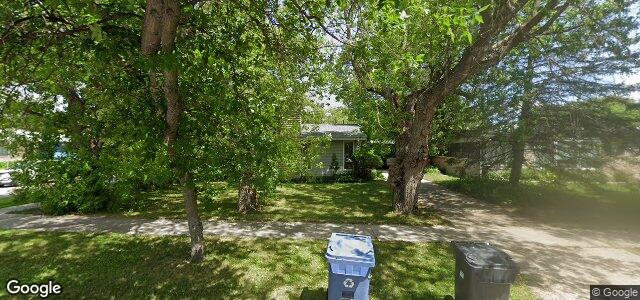 Larawan ng 349 Ronald Street sa Winnipeg, Manitoba