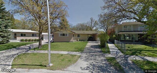 Larawan ng 35 Woodgreen Place sa Winnipeg, Manitoba