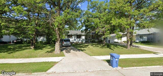 Larawan ng 358 Thompson Drive sa Winnipeg, Manitoba