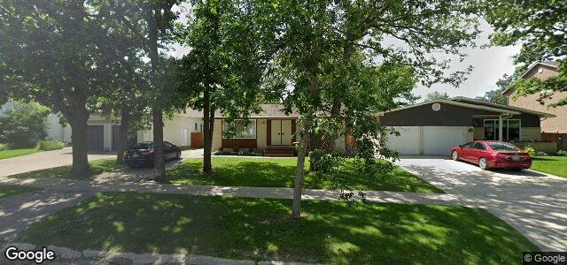 Larawan ng 370 Harcourt Street sa Winnipeg, Manitoba
