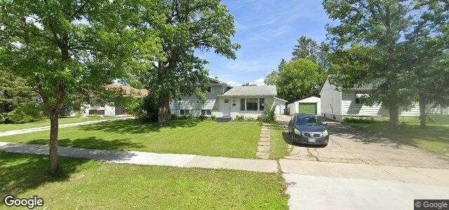 Larawan ng 371 Harcourt Street sa Winnipeg, Manitoba