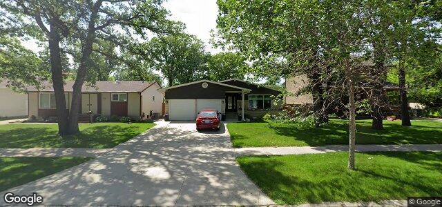 Larawan ng 374 Harcourt Street sa Winnipeg, Manitoba