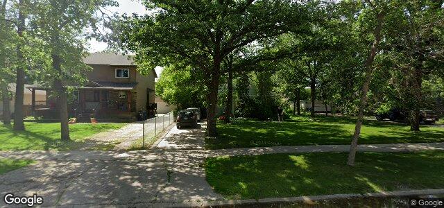 Larawan ng 382 Harcourt Street sa Winnipeg, Manitoba