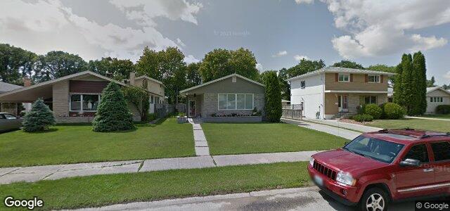 Photo of 398 Thompson Drive in Winnipeg, Manitoba