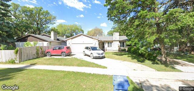 Larawan ng 400 Wallasey Street sa Winnipeg, Manitoba