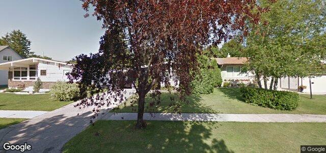 Photo of 402 Nightingale Road in Winnipeg, Manitoba