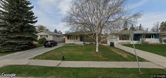 Larawan ng 410 Thompson Drive sa Winnipeg, Manitoba