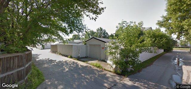 Larawan ng 423 Booth Drive sa Winnipeg, Manitoba