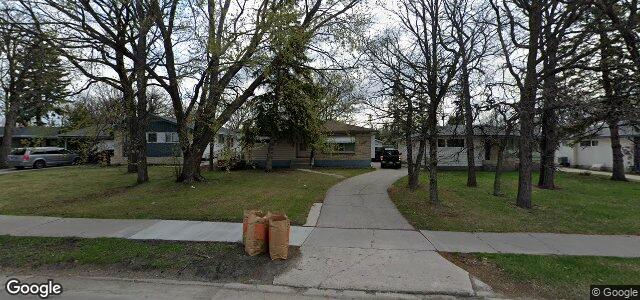 Larawan ng 427 Thompson Drive sa Winnipeg, Manitoba
