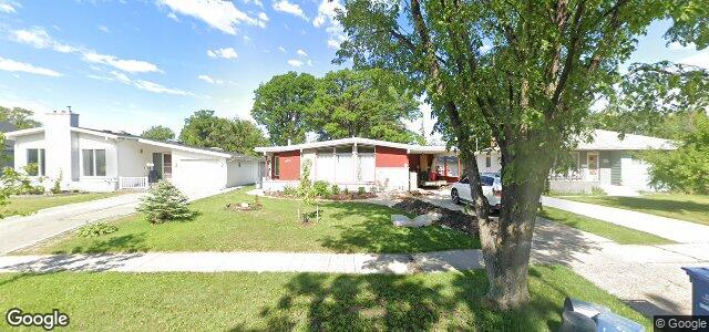 Larawan ng 428 Wallasey Street sa Winnipeg, Manitoba