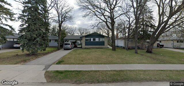 Larawan ng 431 Thompson Drive sa Winnipeg, Manitoba