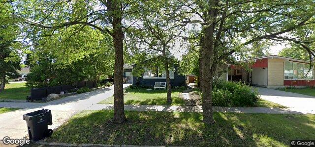 Larawan ng 435 Wallasey Street sa Winnipeg, Manitoba