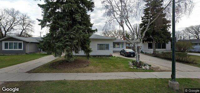 Larawan ng 443 Thompson Drive sa Winnipeg, Manitoba