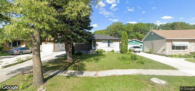 Larawan ng 446 Wallasey Street sa Winnipeg, Manitoba
