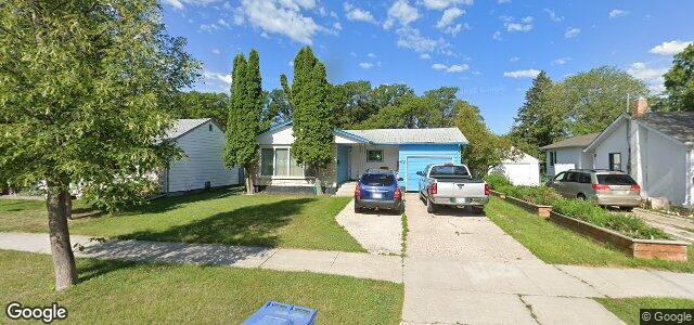 Larawan ng 452 Wallasey Street sa Winnipeg, Manitoba