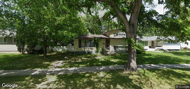 Larawan ng 551 Bruce Avenue sa Winnipeg, Manitoba