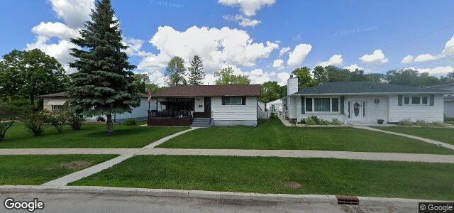 Larawan ng 585 Lodge Avenue sa Winnipeg, Manitoba