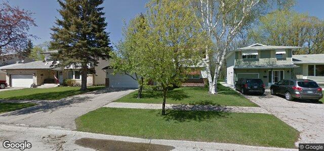 Larawan ng 71 Woodgreen Place sa Winnipeg, Manitoba