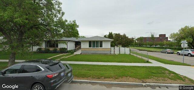 Larawan ng 723 Sturgeon Road sa Winnipeg, Manitoba