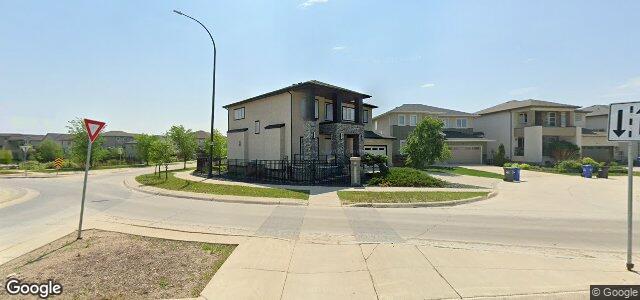 Larawan ng 108 North Town Road sa Winnipeg, Manitoba