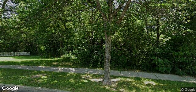 Larawan ng 11 Lake Forest Road sa Winnipeg, Manitoba