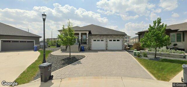 Larawan ng 121 Maple Creek Road sa Winnipeg, Manitoba