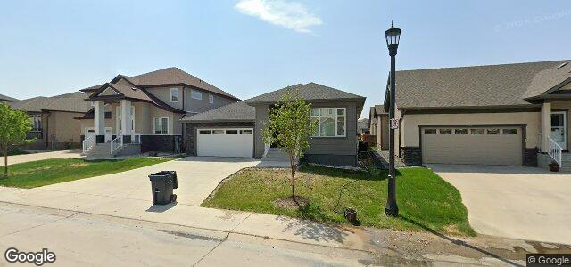 Larawan ng 14 Deer Ridge Bay sa Winnipeg, Manitoba