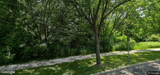 Photo of 15 Lake Forest Road in Winnipeg, Manitoba