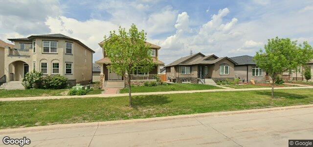 Larawan ng 203 Bridgeland Drive N sa Winnipeg, Manitoba