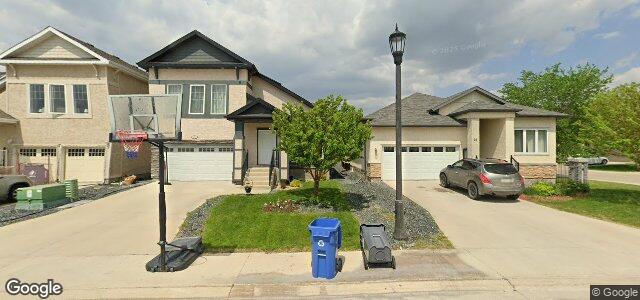 Larawan ng 21 Whitewood Avenue sa Winnipeg, Manitoba