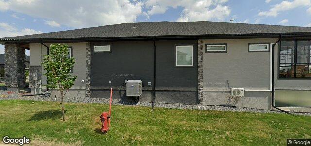 Larawan ng 210 Highland Creek Road sa Winnipeg, Manitoba