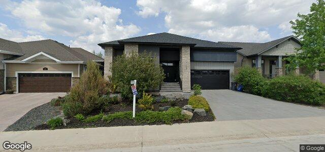 Larawan ng 225 Oak Lawn Road sa Winnipeg, Manitoba