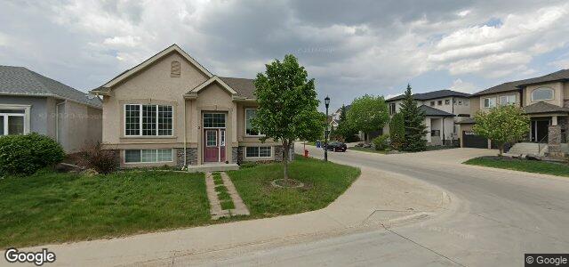 Larawan ng 3 Kentland Road sa Winnipeg, Manitoba