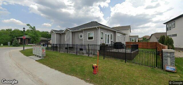 Larawan ng 30 Highland Creek Road sa Winnipeg, Manitoba