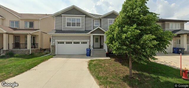 Larawan ng 32 Park Valley Road sa Winnipeg, Manitoba