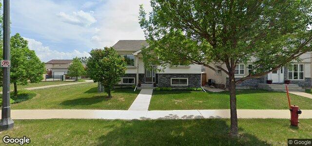 Larawan ng 322 Bridgeland Drive N sa Winnipeg, Manitoba