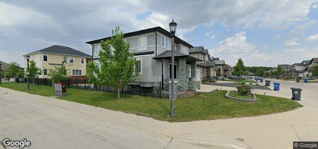 Larawan ng 39 Maple Creek Road sa Winnipeg, Manitoba