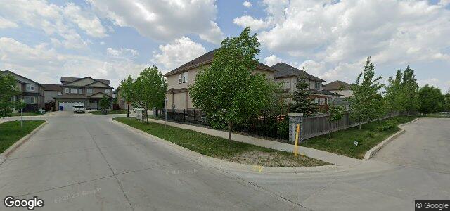 Larawan ng 43 Park Valley Road sa Winnipeg, Manitoba