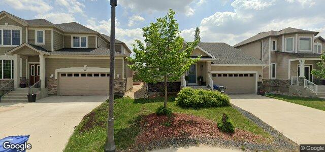 Larawan ng 44 Maple Creek Road sa Winnipeg, Manitoba