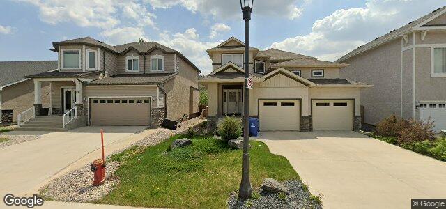 Larawan ng 52 Maple Creek Road sa Winnipeg, Manitoba