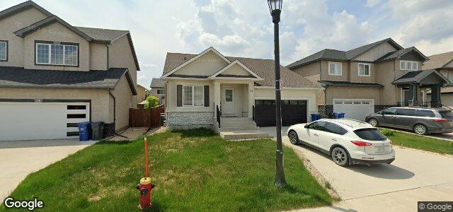 Larawan ng 52 Park Valley Road sa Winnipeg, Manitoba